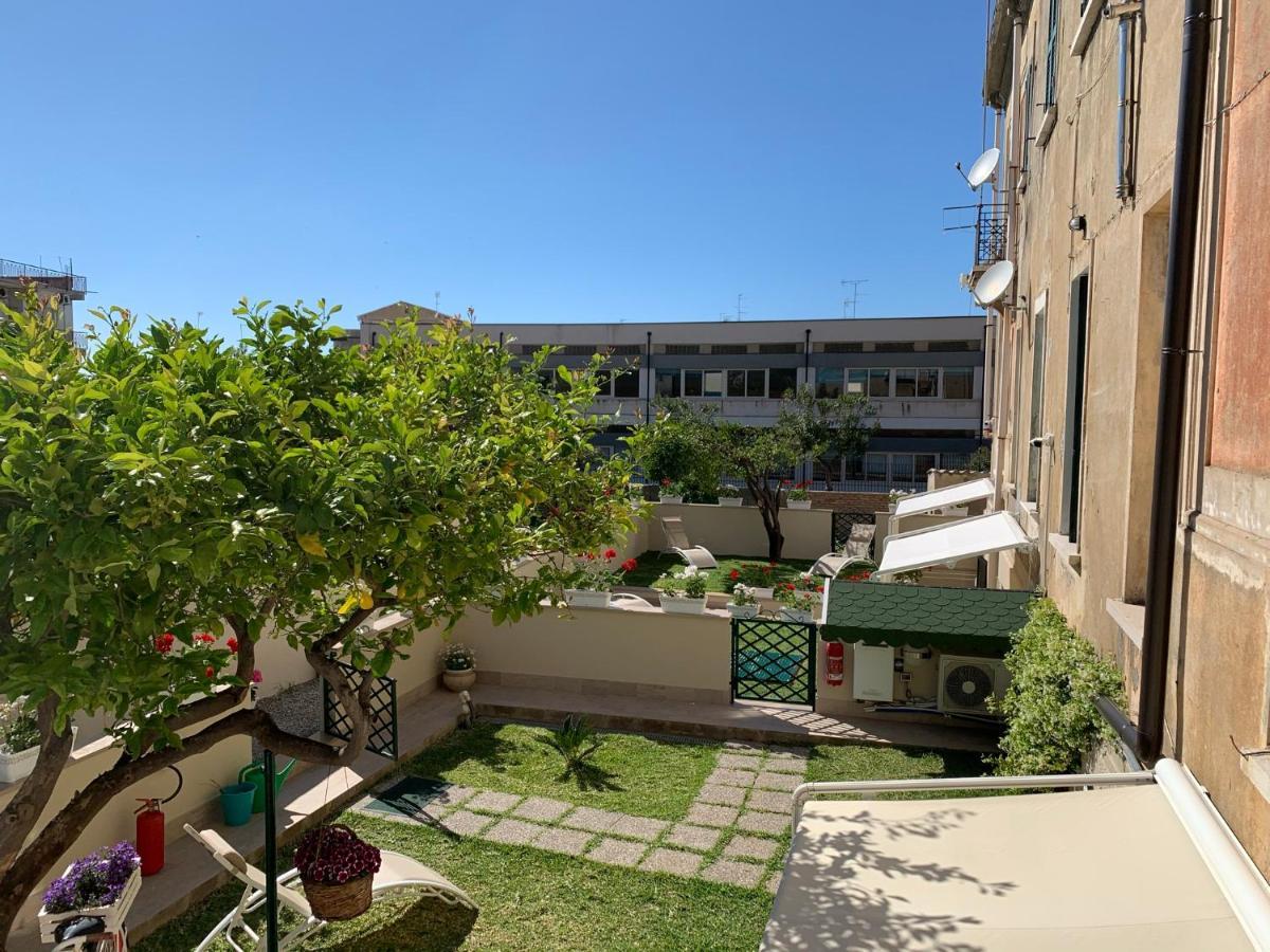 Don Francisco Rooms Tropea Exterior foto